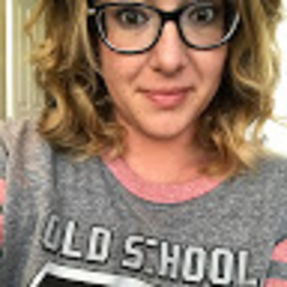 Meet your Posher, Traci - Picture 1 of 1